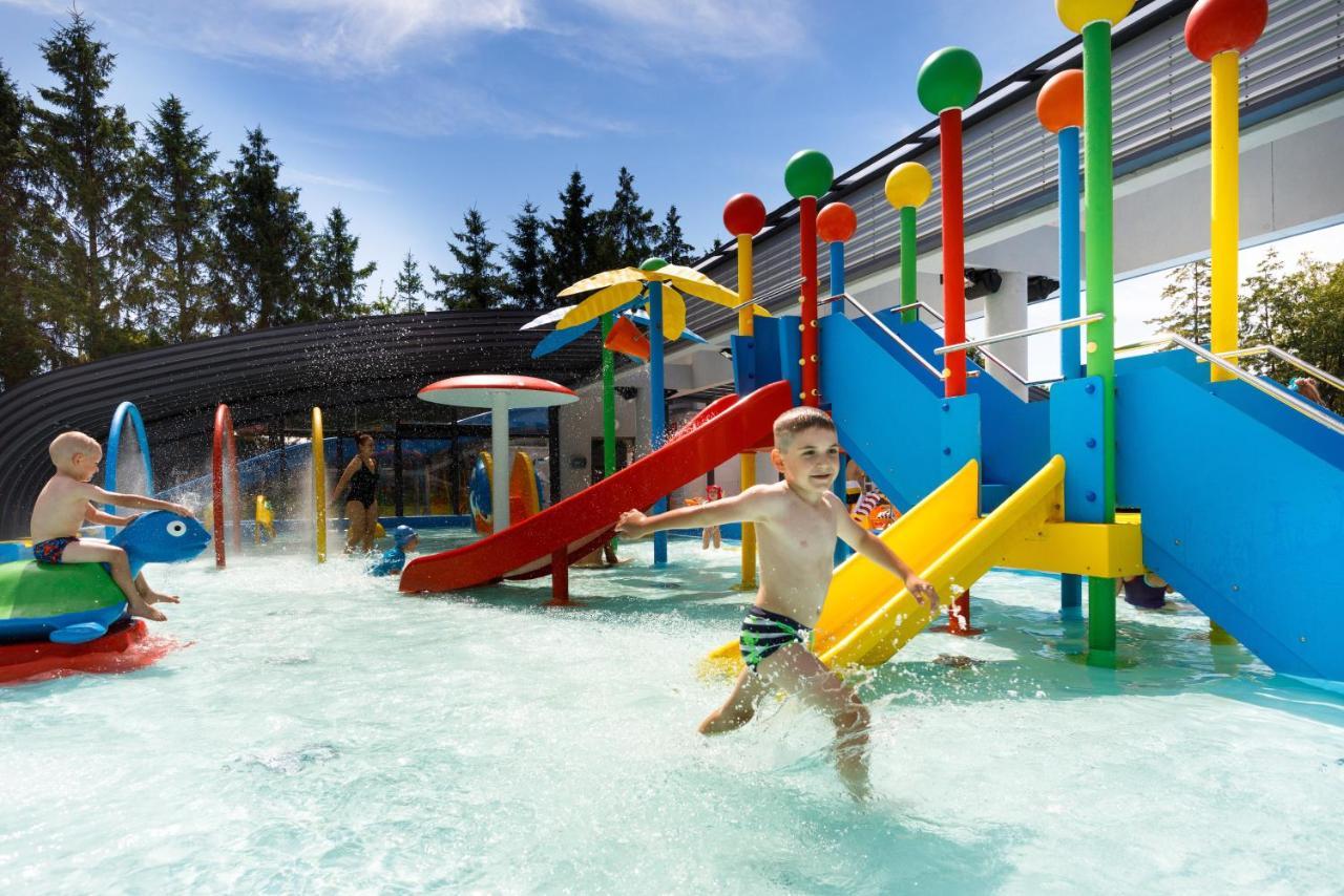 Collins Holiday Ustronie Morskie Extérieur photo